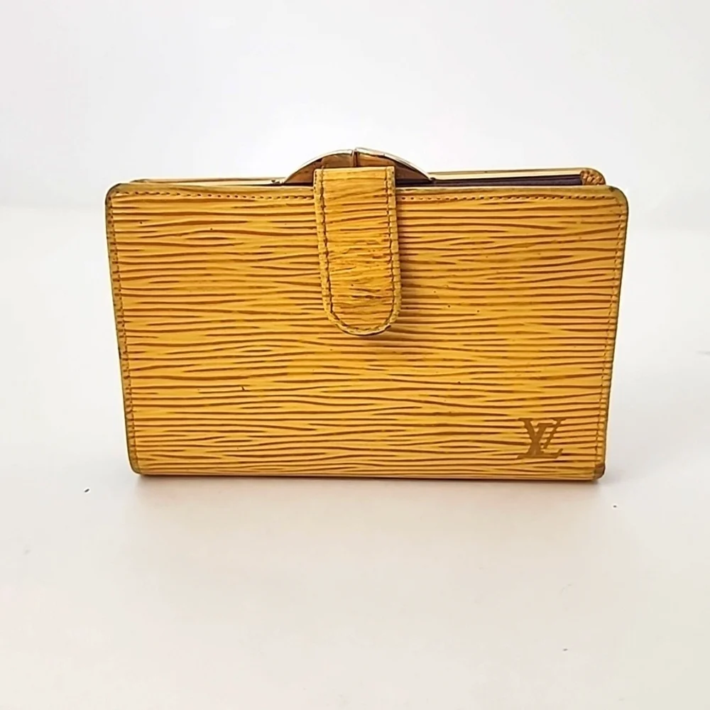 Louis Vuitton Yellow Epi Leather Kiss Lock Bifold Wallet